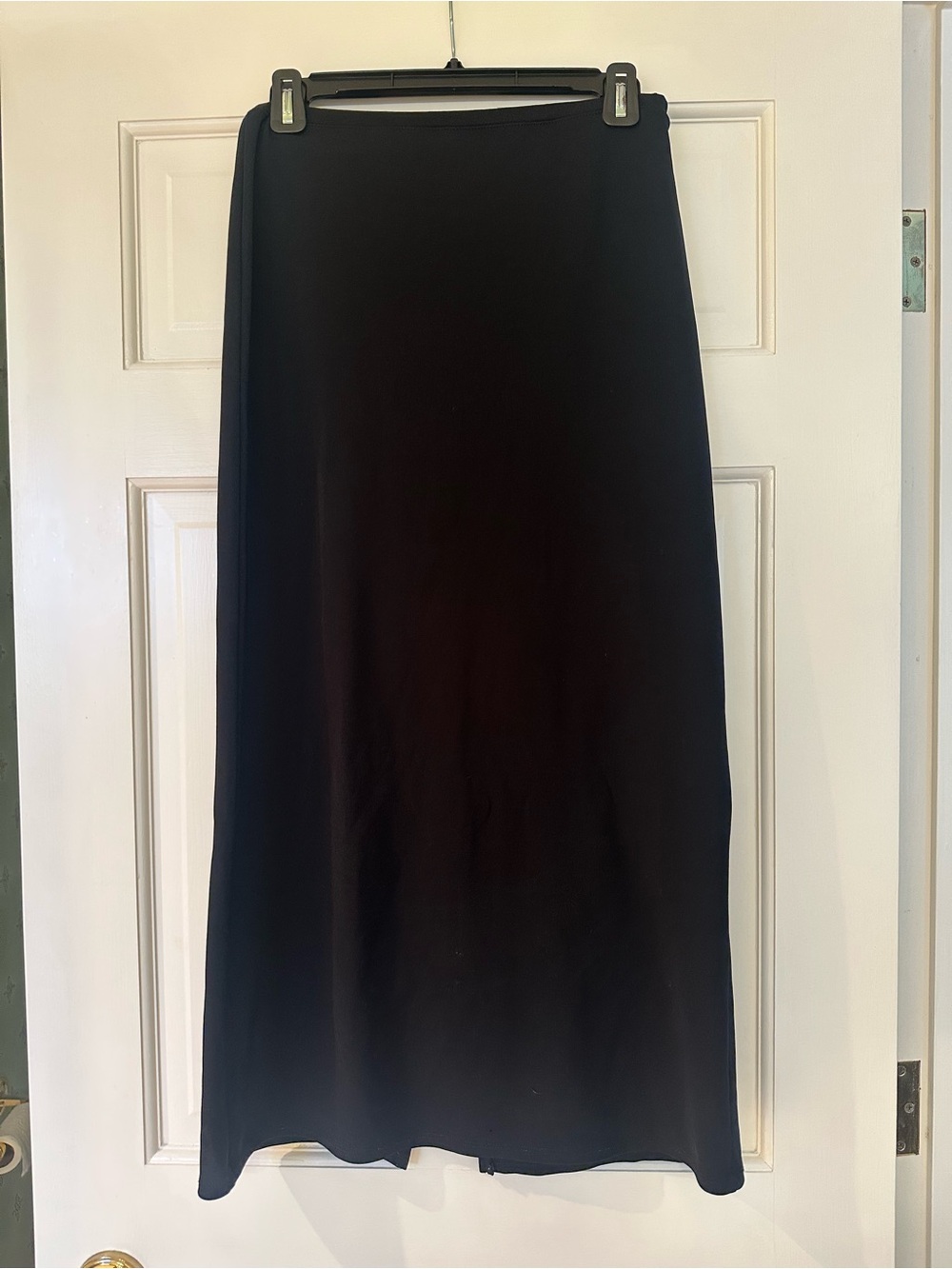 Caslon Black Maxi Skirt - Streamlined Silhouette